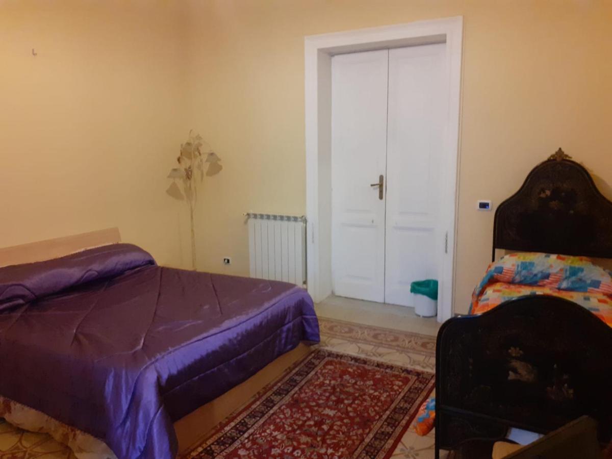 La Casa Di Rosa Appartement Messina Buitenkant foto