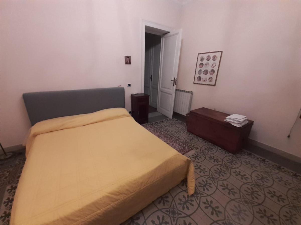 La Casa Di Rosa Appartement Messina Buitenkant foto