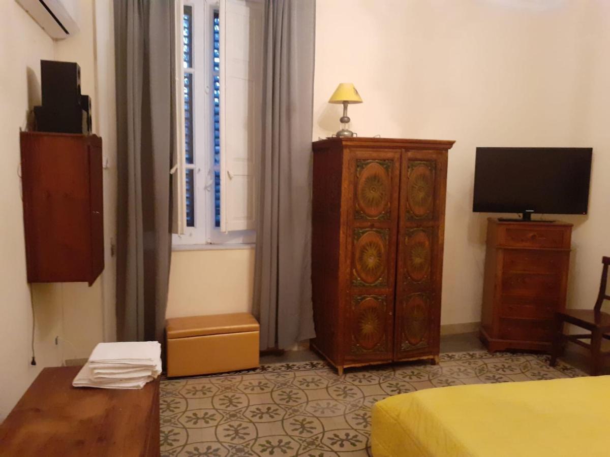 La Casa Di Rosa Appartement Messina Buitenkant foto